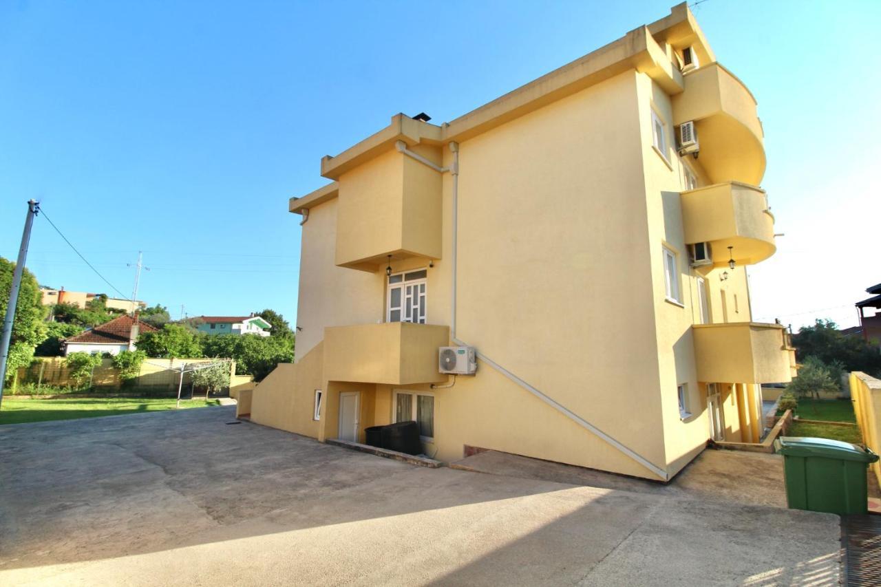 Apartments Cejovic Bar Luaran gambar