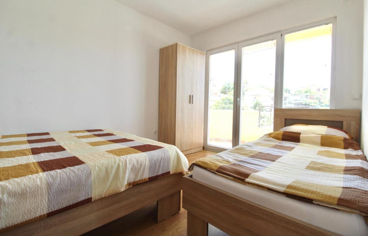 Apartments Cejovic Bar Luaran gambar