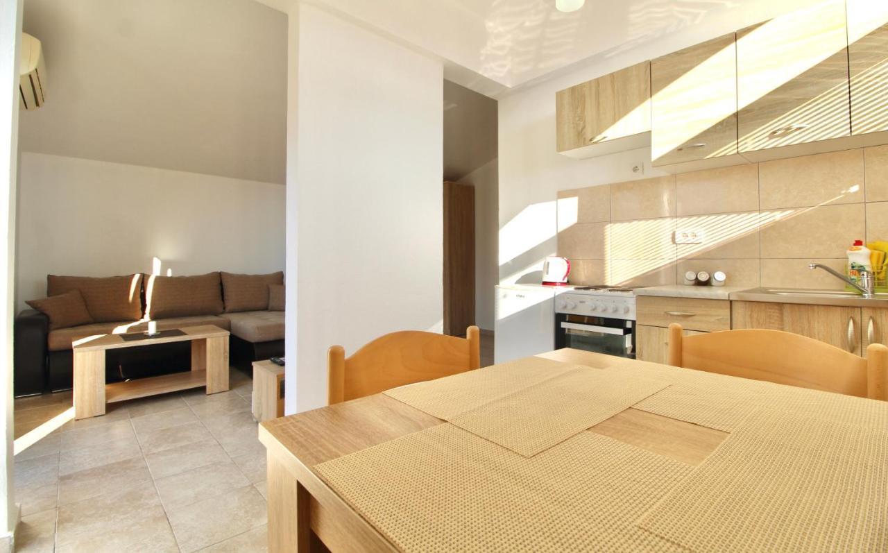 Apartments Cejovic Bar Luaran gambar