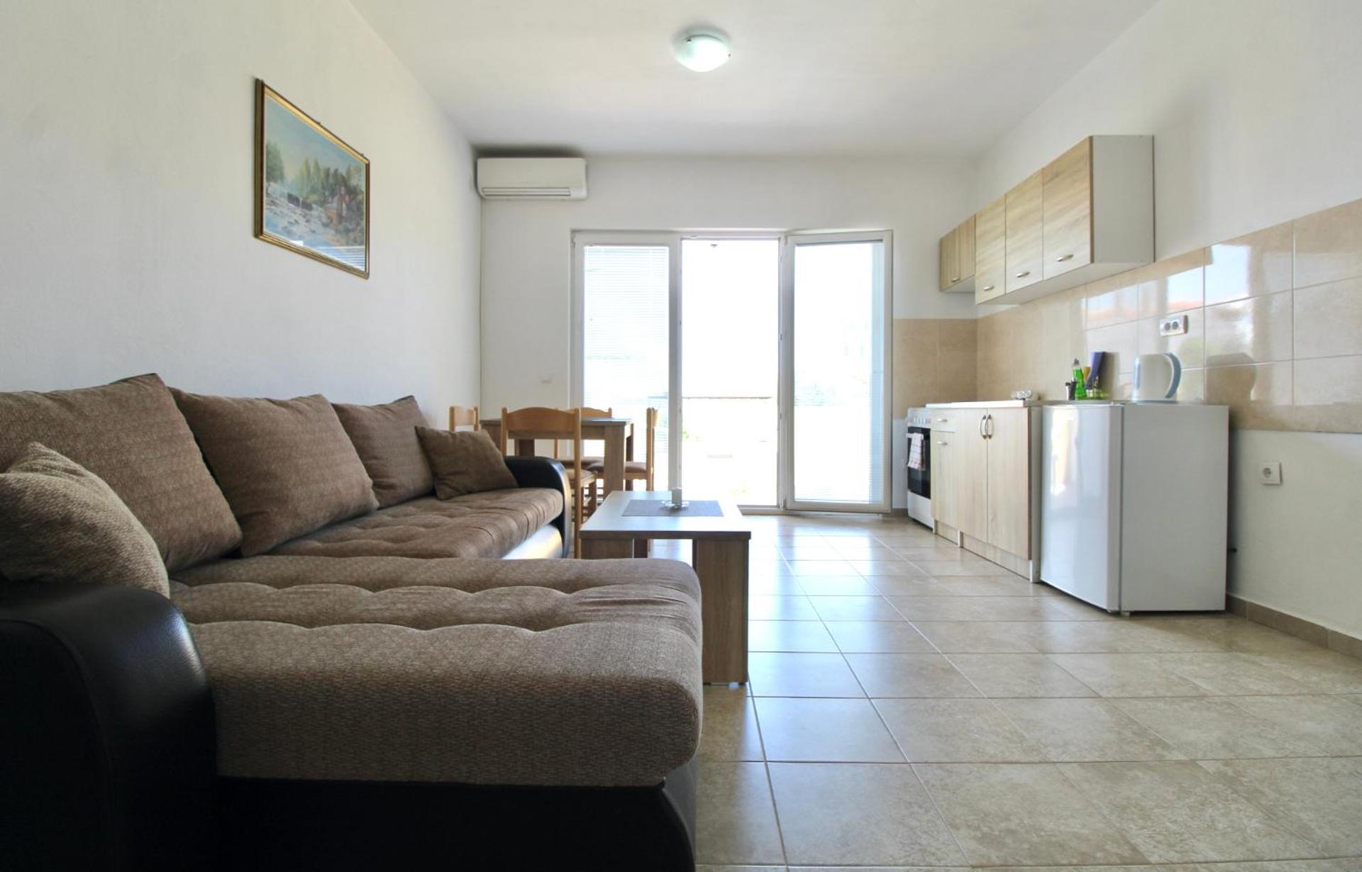Apartments Cejovic Bar Bilik gambar