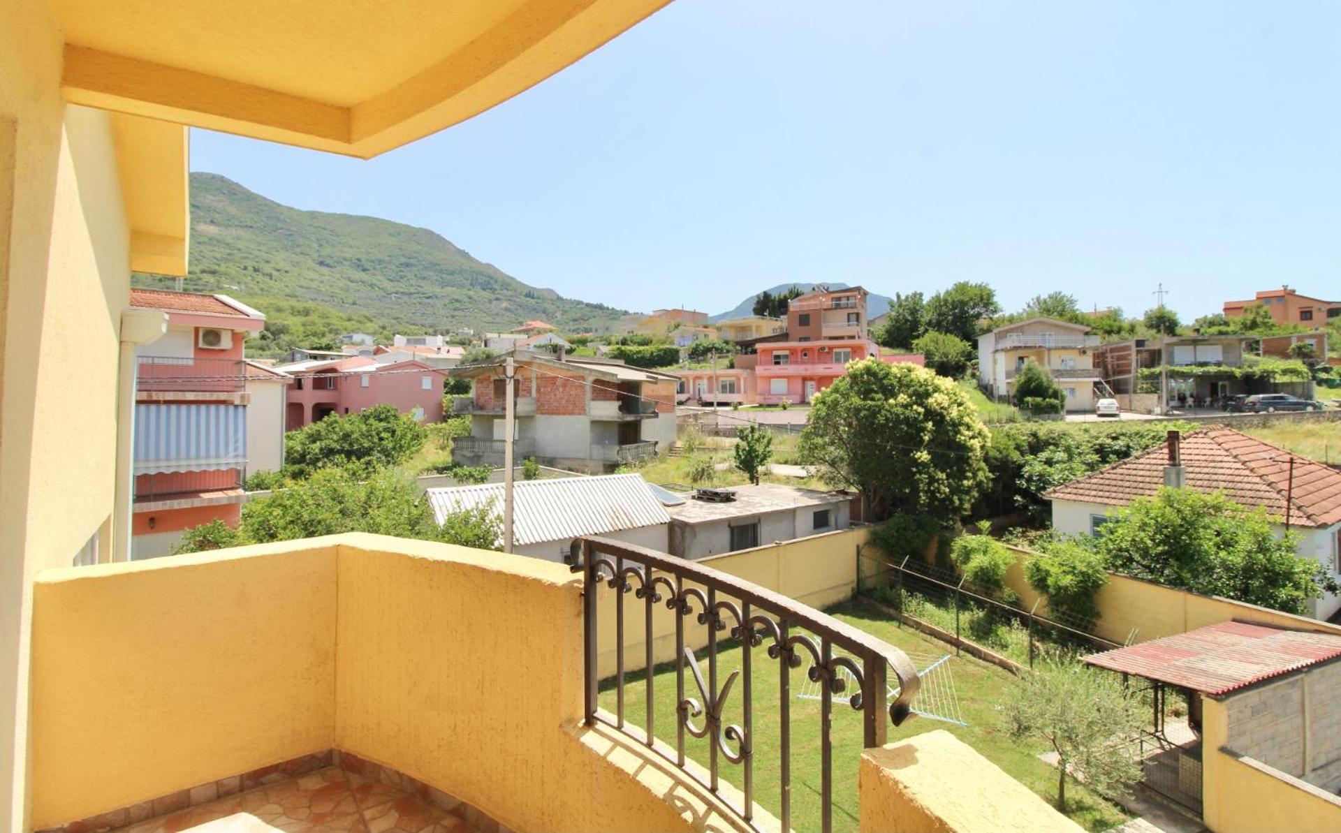 Apartments Cejovic Bar Bilik gambar